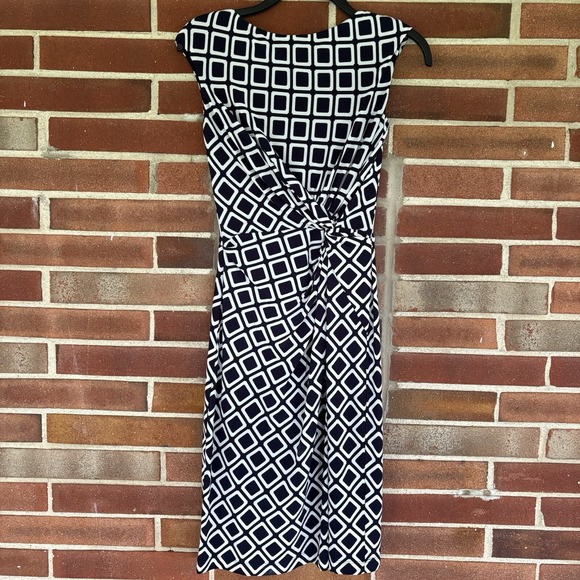 Ralph Lauren Dresses & Skirts - Lauren Ralph Lauren Dark Blue White Square Geometric Ruched Dress Sz 4 A2539